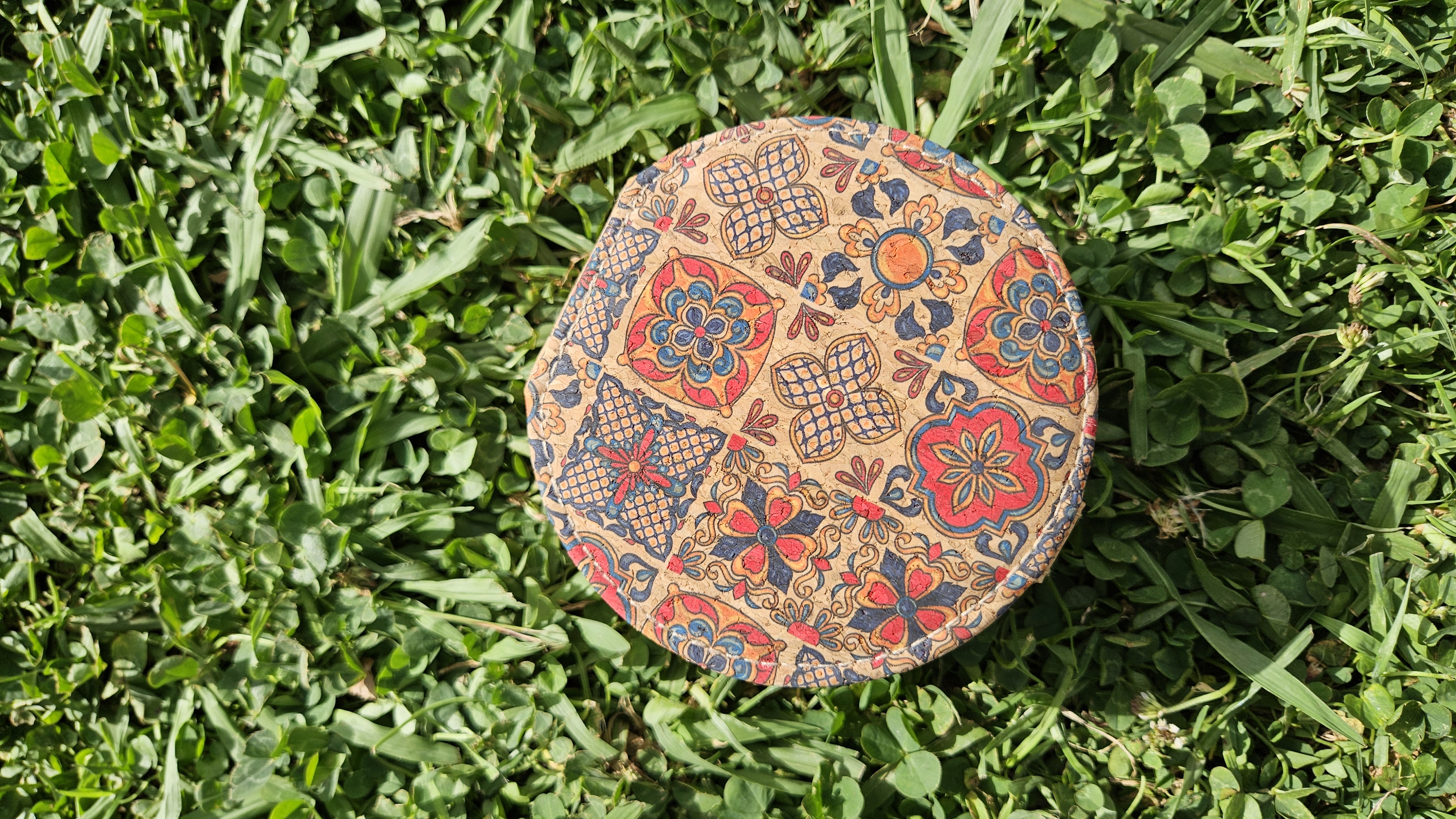 Korek - šperkovnice: červeno-oranžová, kulatá