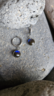 Hlubiny moře - náušnice leverback kroužek stříbrné barvy základní malý